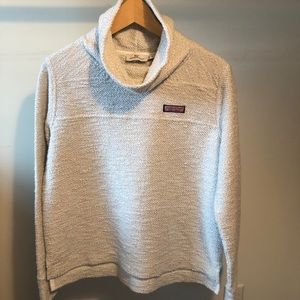 Lightly Worn - Vineyard Vines Funnel Sweatshirt